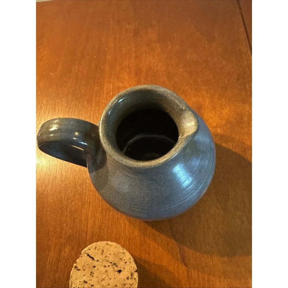 VTG small Studio Pottery jug with cork stopper semi-matte blue Stamped B‎